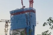 京东上海总部大楼“歪”了？官方通报→