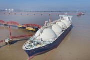 霍尔木兹海峡通气量几近归零，欧亚LNG“抢筹”大战白热化