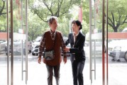 当“90后”遇上“90后”…… 浙江稠州商业银行青年员工与银发族的温暖守望