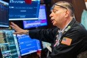 午盘：美股继续下滑 标普指数下跌0.4%