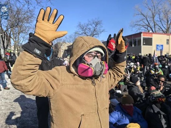 特朗普“退”了一步？