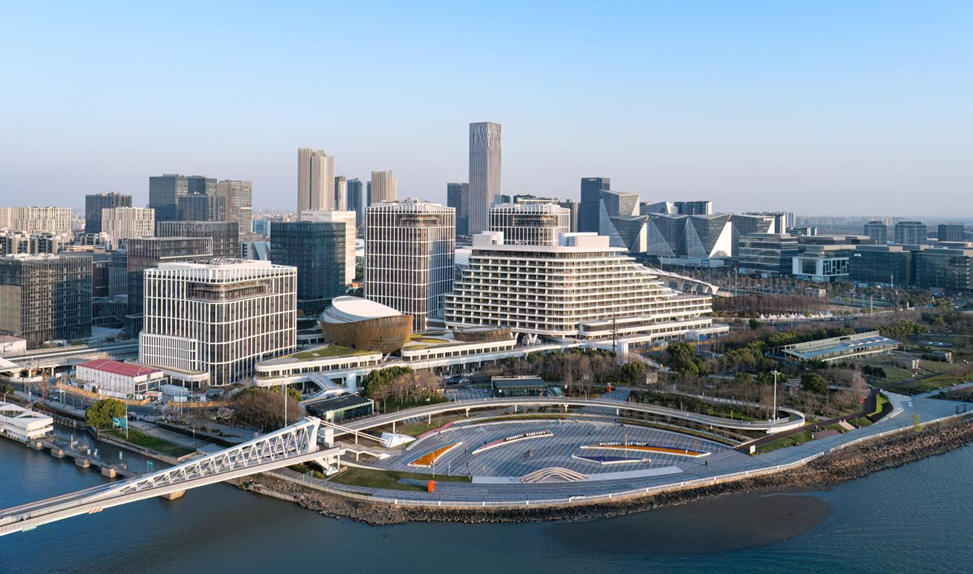 办公租赁逆势增长72％，陆家嘴集团“深耕内功”的一年