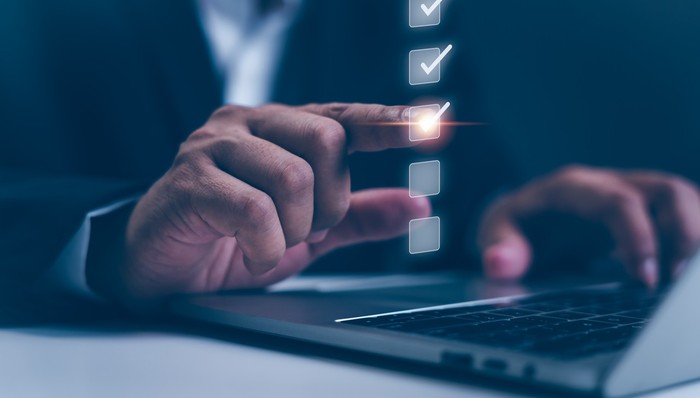 上市银行开年迎54次机构调研：南京银行、上海银行等获关注，对公业务成“胜负手”