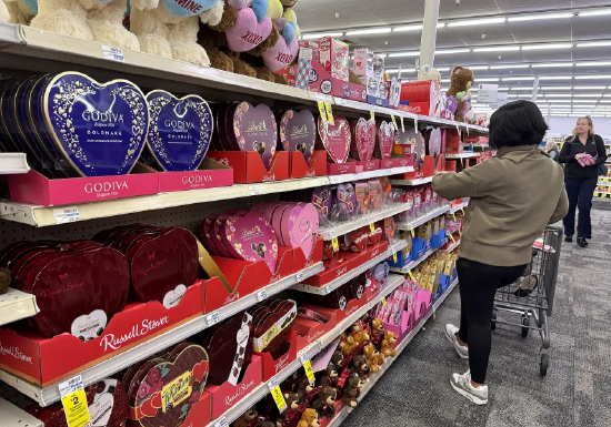 情人节遭遇“价签休克”:巧克力价格大幅飙升