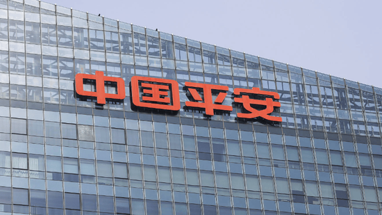 5.85万亿平安人寿核心高层调整：董事长杨铮到龄退休，85后蔡霆代行职责，开年大手笔举牌中国人寿H股