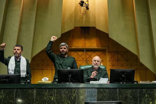 若伊朗政权倒台,接班选择寥寥且风险重重