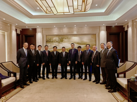 视频 | 默茨访华杭州行:强脑科技韩璧丞亮相中德企业交流活动