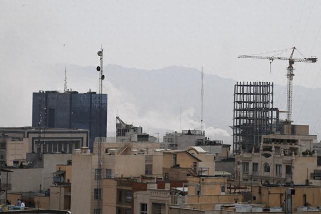 美以企图斩首伊朗领导层，但靠空袭难以颠覆政权