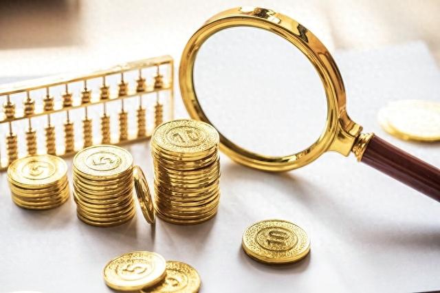 避险需求增加!国外分析师:金价有望再次上涨至5500美元/盎司左右