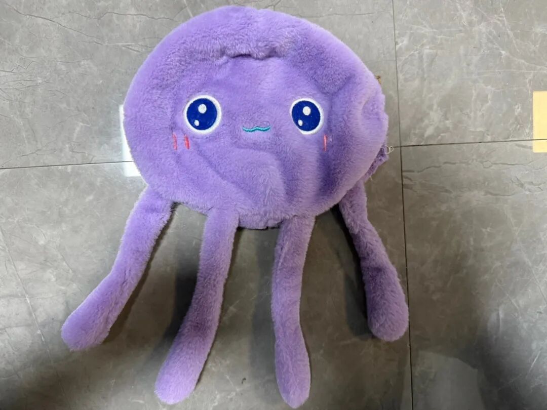 玩偶里竟藏45克黄金？00后新警4小时破案！