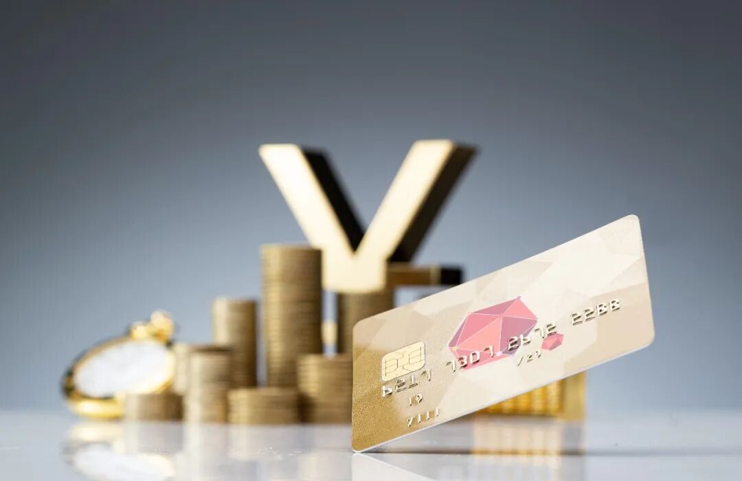 聚集金融315：信用卡、网贷、保险、炒银、荐股套路全拆解