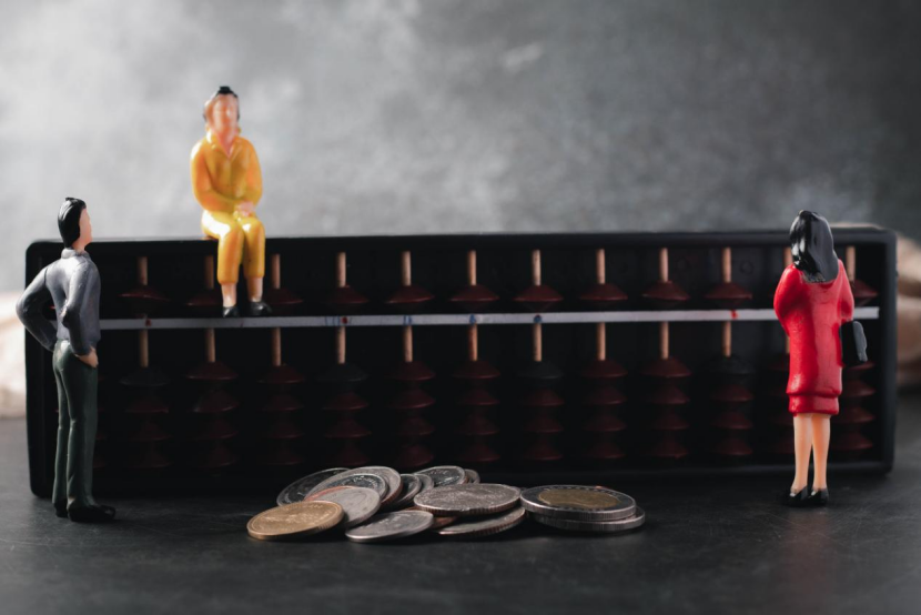 聚集金融315：信用卡、网贷、保险、炒银、荐股套路全拆解