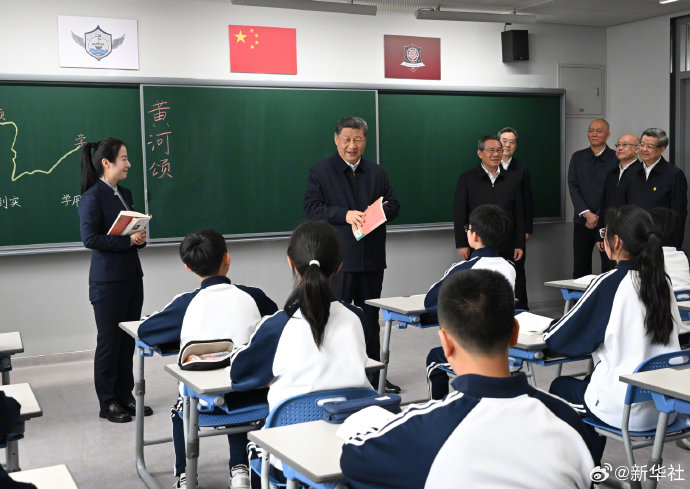 习近平在河北雄安新区考察