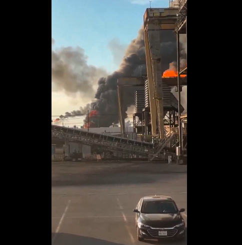 能源市场“祸不单行”！美国最大炼油厂之一突发爆炸