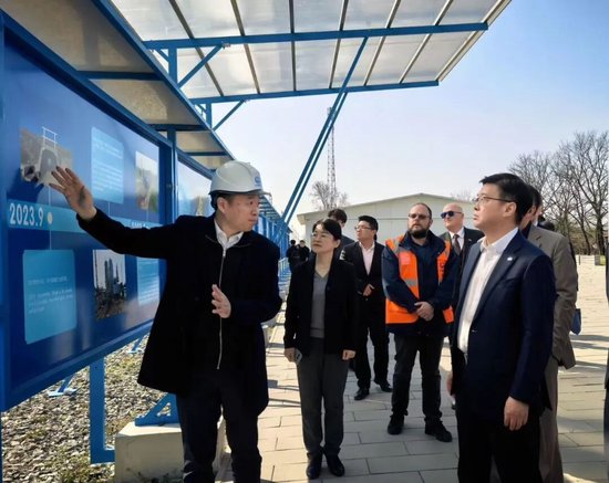 中国进出口银行董事长陈怀宇在匈牙利开展工作调研