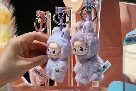 泡泡玛特神话破灭?!