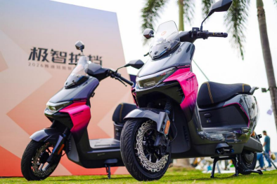 两轮电动车换挡提智，雅迪让智能成为国民级体验