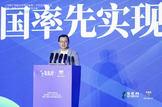 嘉御资本卫哲：AI发展的胜负手在于“用得起”