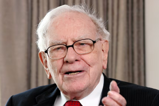 巴菲特:尽管有爱泼斯坦丑闻,他仍不后悔向盖茨基金会捐款