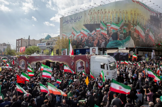 战争重创伊朗领导层,加速新一代势力崛起