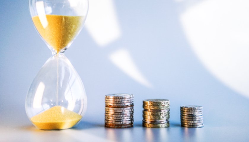 首批香港稳定币牌照花落两家发钞行,汇丰计划下半年发币