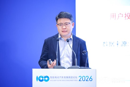 T3出行高管提Robotaxi夹服拖行，疑似影射萝卜快跑