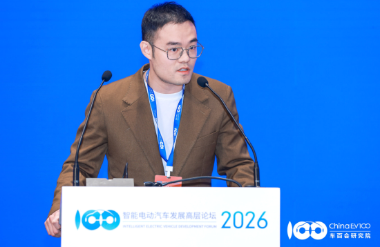 小红书朱舜杰:小红书有3.5亿到4亿的海量汽车忠实用户,相关日均阅读量接近2亿次