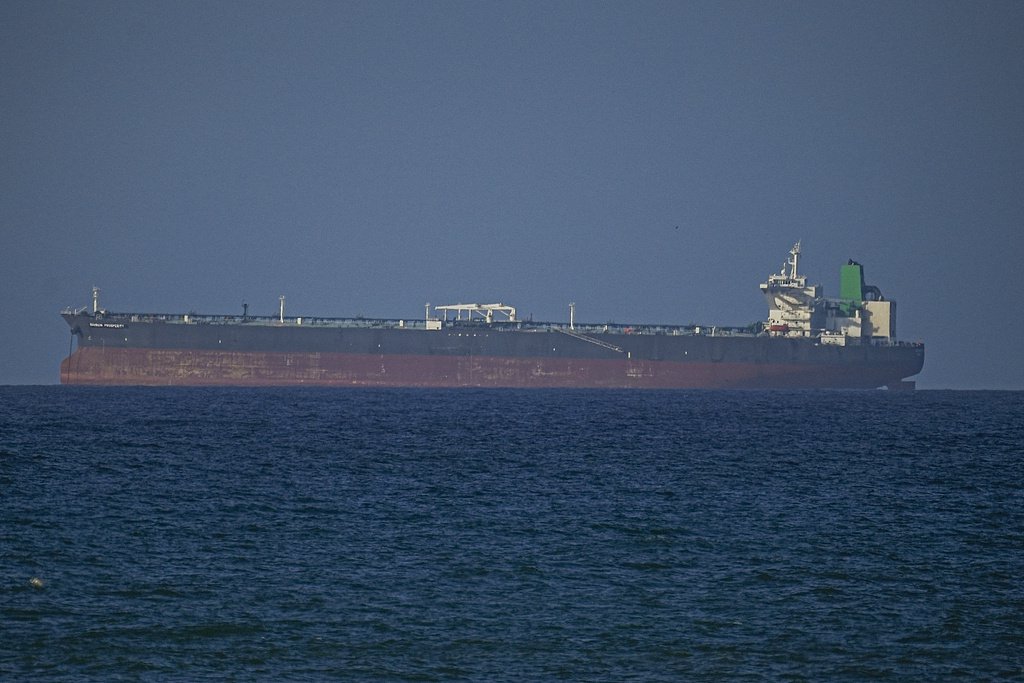 伊朗伊斯兰革命卫队：军用船只仍禁止通过霍尔木兹海峡