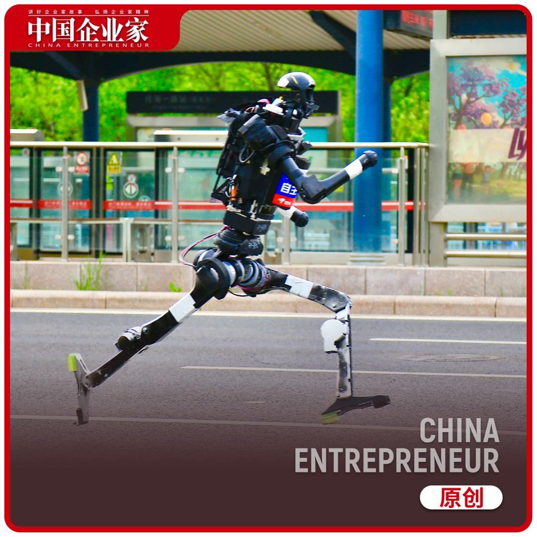 一个手机头部玩家，意外成为机器人“黑马”