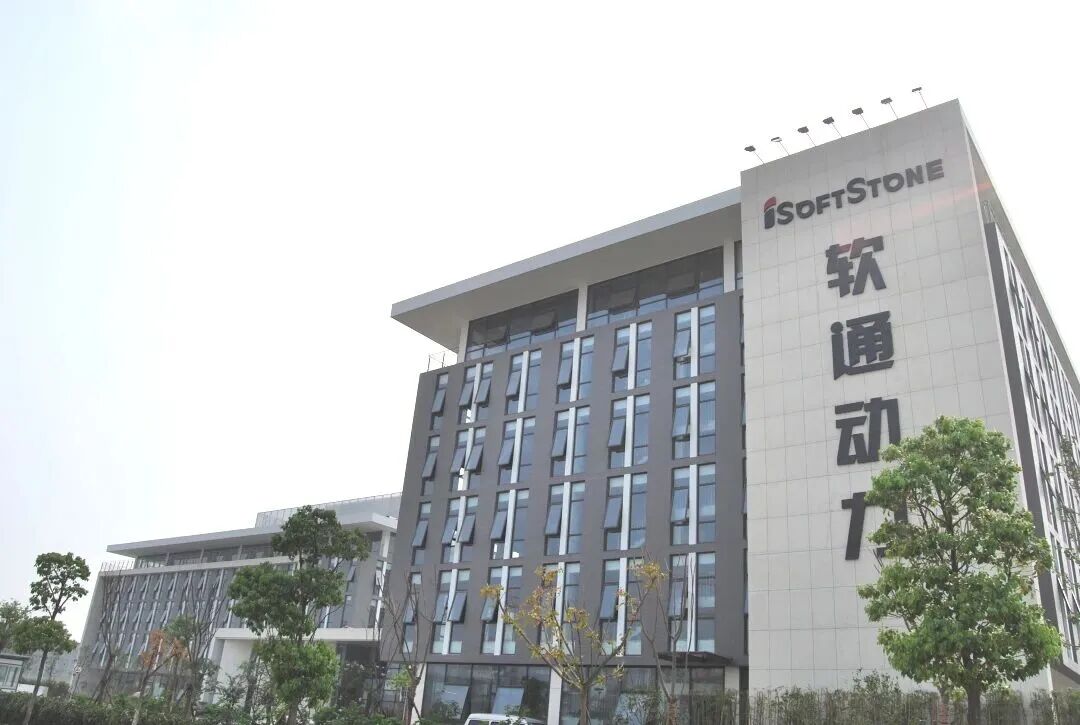 33亿到账，荆门老板猛攻硬件