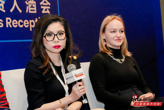 Alger资产管理合伙人Amy Zhang：巴菲特与芒格的珠联璧合不可复制