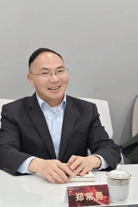 官网高管栏正式更新！61岁太平老将郑常勇已履新大家养老临时负责人一年有余