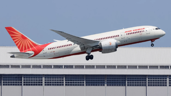 伊朗战事冲击发酵 新航参股的印度航空取消27%国际航班