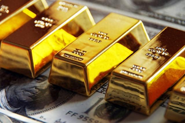 现货黄金一度失守4500美元/盎司,多家机构给出年底金价预判