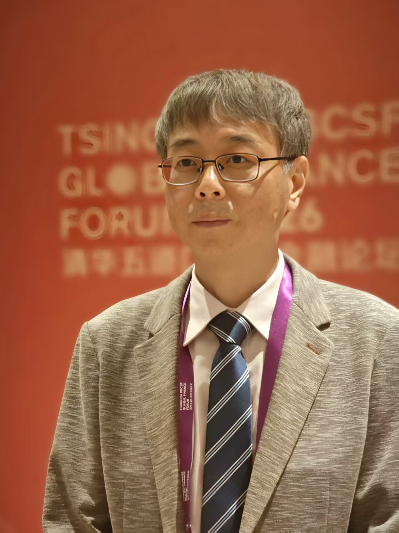 五道口金融学院讲席教授施康:中国是全球为数不多的确定性力量,人民币国际化不是挑战美元而是做有益补充