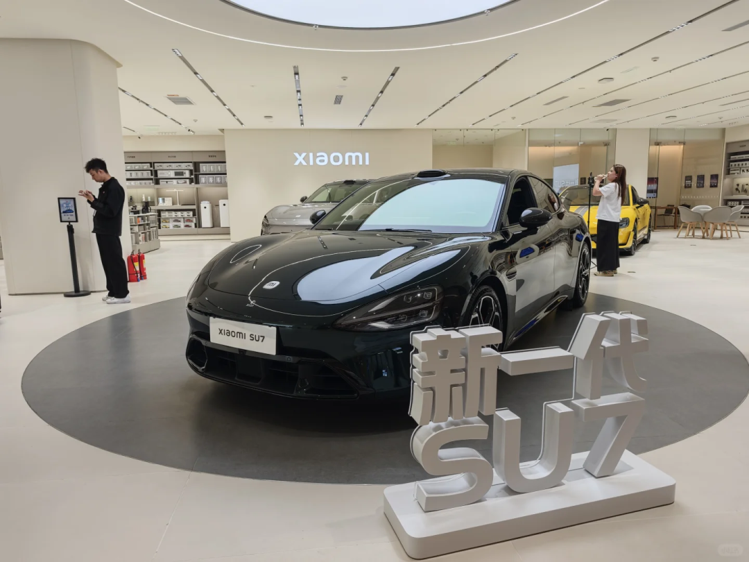 SU7重返第一！4月中大型轿车销量榜单